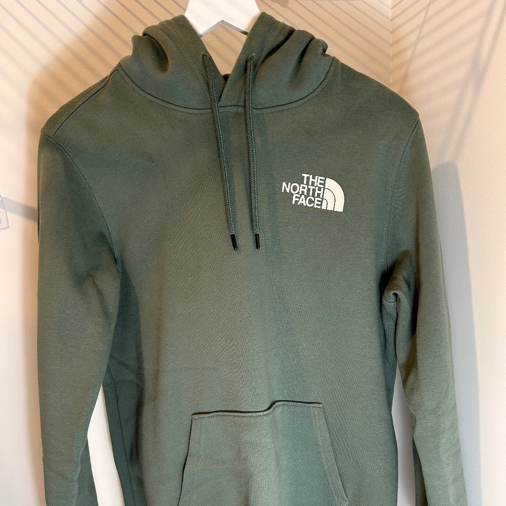 Men’s North Face Hoodie